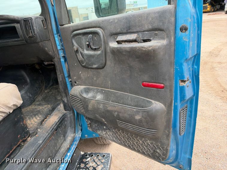 image for item EC4619 2005 GMC C4500 dump flatbed truck