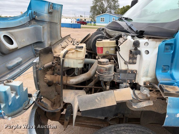 image for item EC4619 2005 GMC C4500 dump flatbed truck