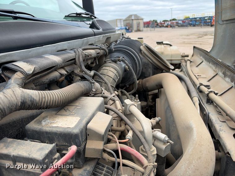 image for item EC4619 2005 GMC C4500 dump flatbed truck