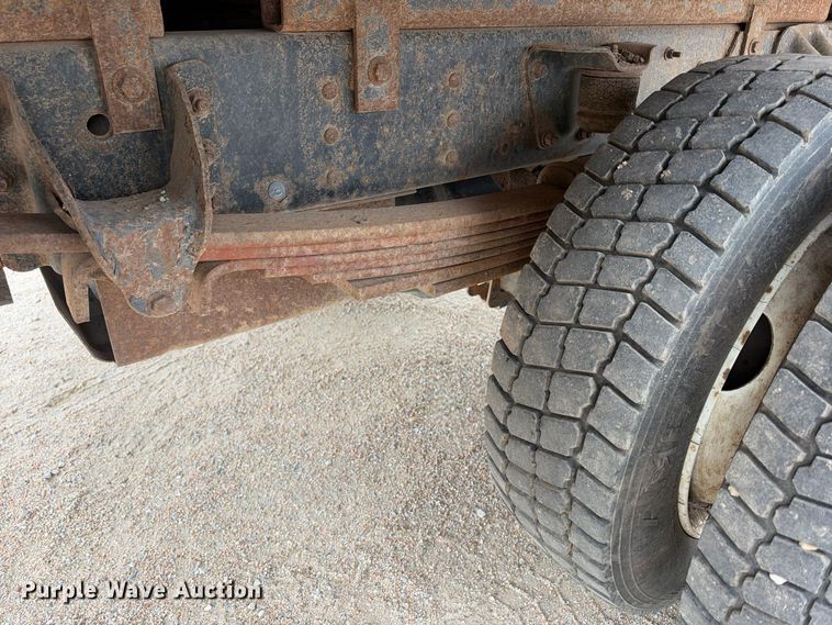 image for item EC4619 2005 GMC C4500 dump flatbed truck