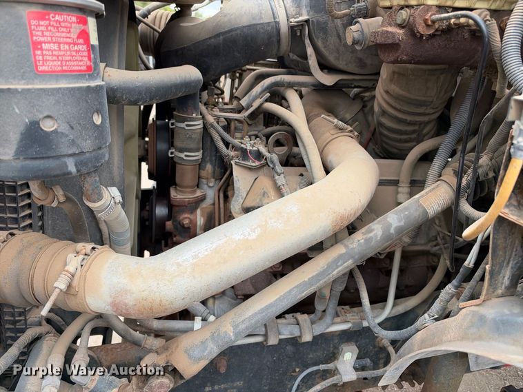 image for item EC4620 2000 Ford F650 dump flatbed truck