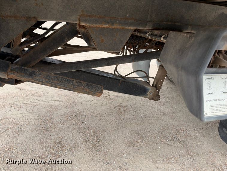image for item EC4622 2003 Ford F550 rollback truck