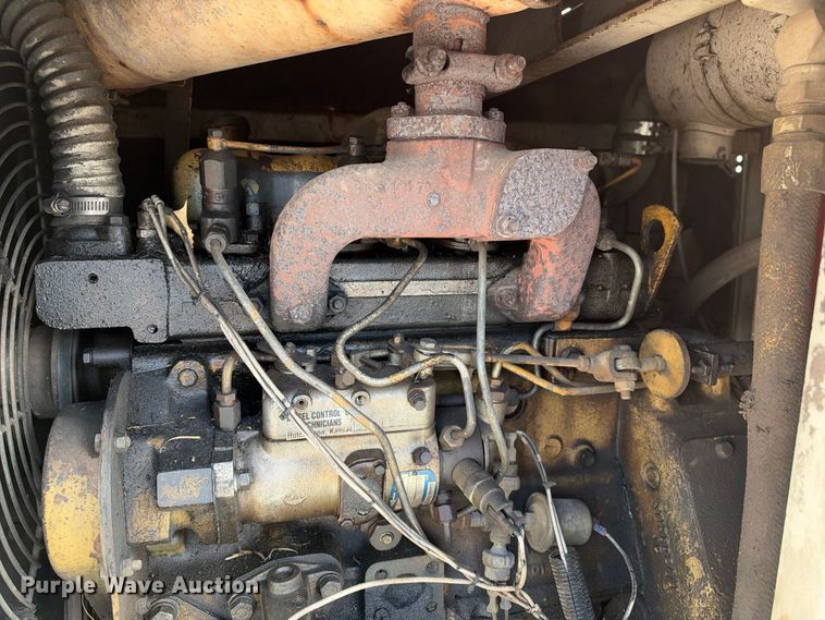 image for item EC4623 1989 LeRoi Air Compressor 