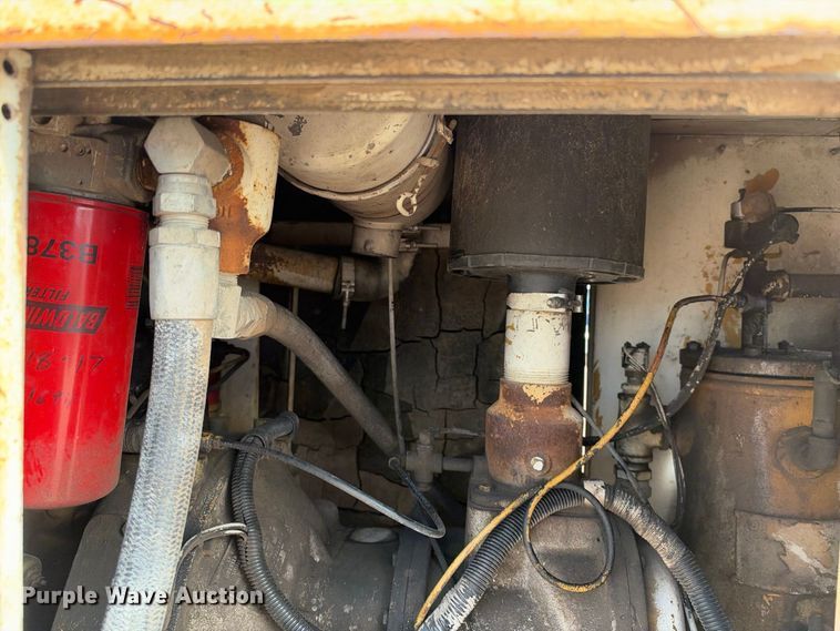 image for item EC4623 1989 LeRoi Air Compressor 