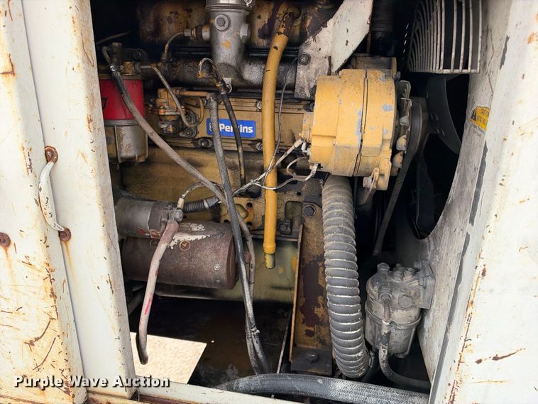 image for item EC4623 1989 LeRoi Air Compressor 
