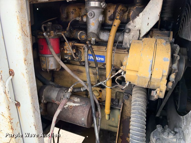 image for item EC4623 1989 LeRoi Air Compressor 