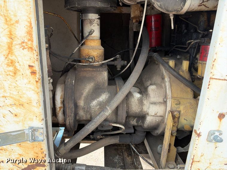 image for item EC4623 1989 LeRoi Air Compressor 
