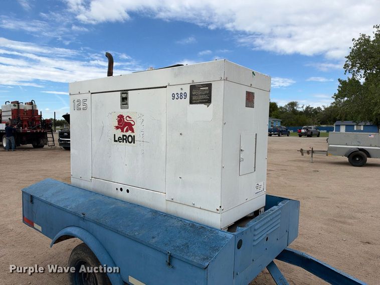 image for item EC4624 1998 LeRoi 125CFM air compressor