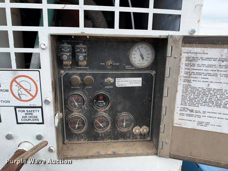 image for item EC4624 1998 LeRoi 125CFM air compressor