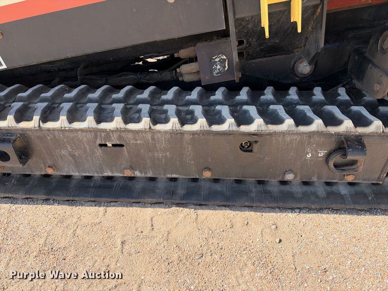 2011 Ditch Witch JT922