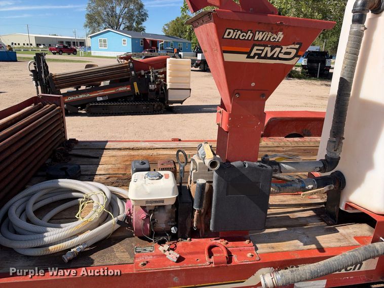 2011 Ditch Witch JT922