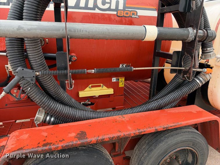 image for item EC4632 2014 Ditch Witch FX30 vacuum excavator