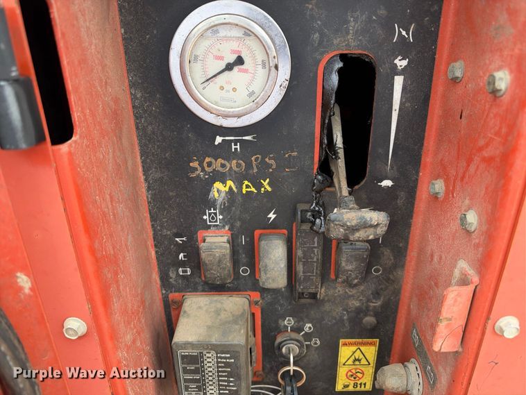 image for item EC4632 2014 Ditch Witch FX30 vacuum excavator