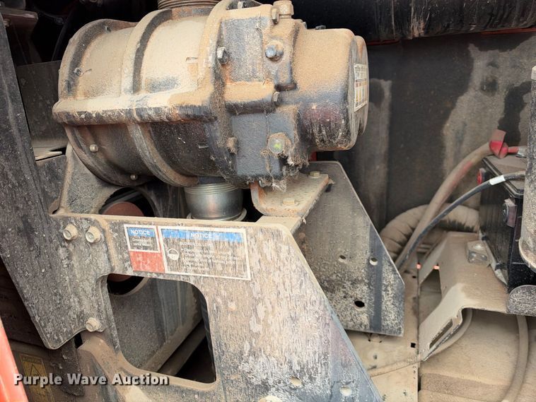 image for item EC4632 2014 Ditch Witch FX30 vacuum excavator