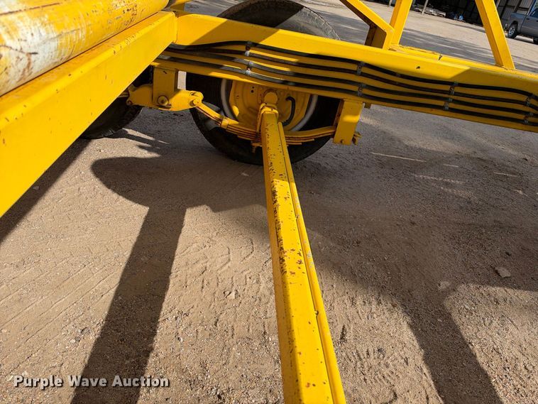 image for item EC4633 2006 Sweet Water Metal Works coiled pipe trailer