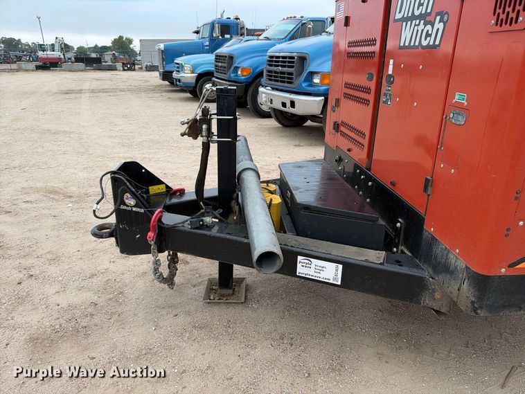 image for item EC4634 2022 Ditch Witch HX75 vacuum excavator