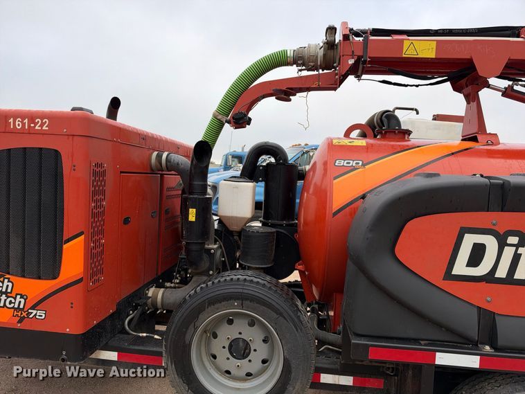 image for item EC4634 2022 Ditch Witch HX75 vacuum excavator