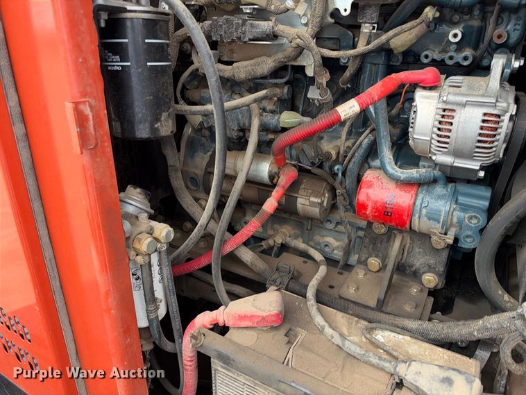 image for item EC4634 2022 Ditch Witch HX75 vacuum excavator