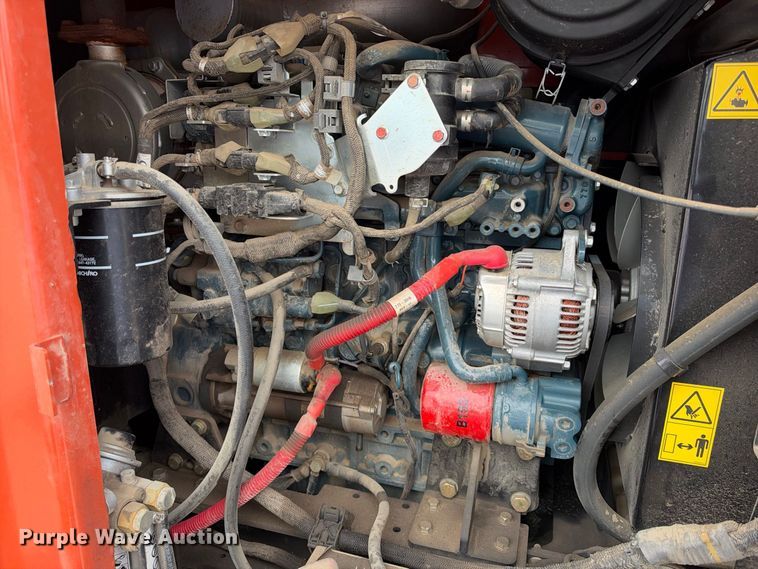 image for item EC4634 2022 Ditch Witch HX75 vacuum excavator