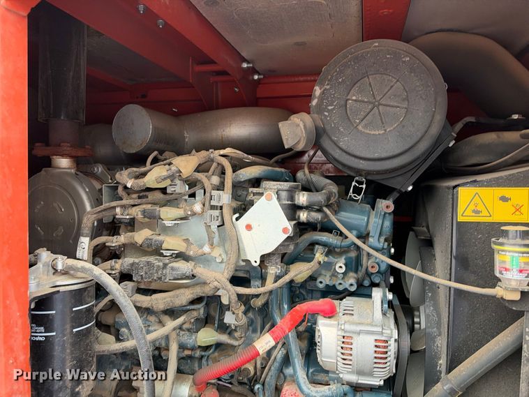 image for item EC4634 2022 Ditch Witch HX75 vacuum excavator