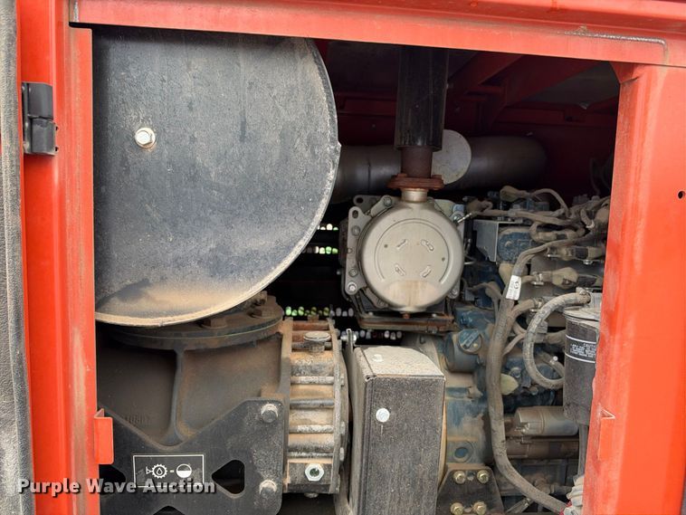 image for item EC4634 2022 Ditch Witch HX75 vacuum excavator