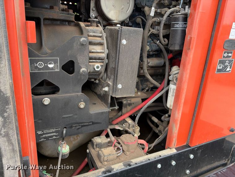 image for item EC4634 2022 Ditch Witch HX75 vacuum excavator