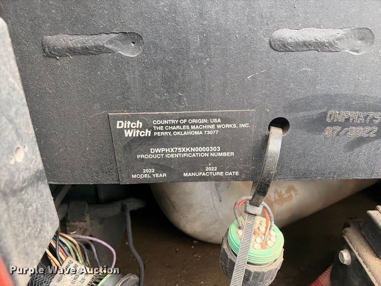 image for item EC4634 2022 Ditch Witch HX75 vacuum excavator