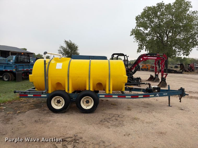 image for item EC4635 Duo Up water tank trailer
