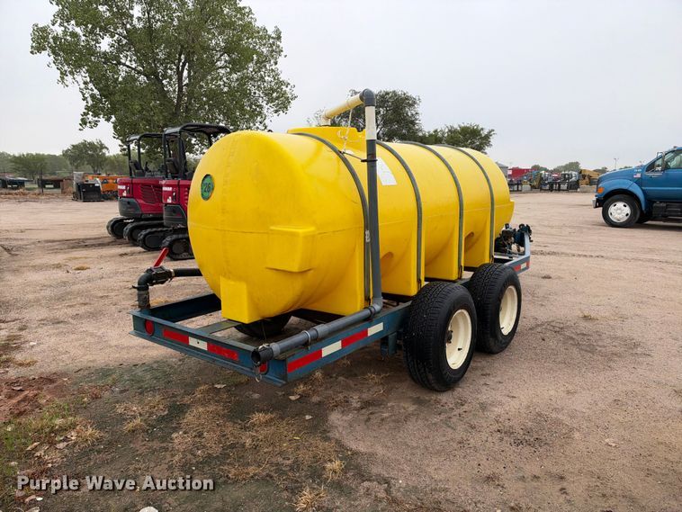 image for item EC4635 Duo Up water tank trailer