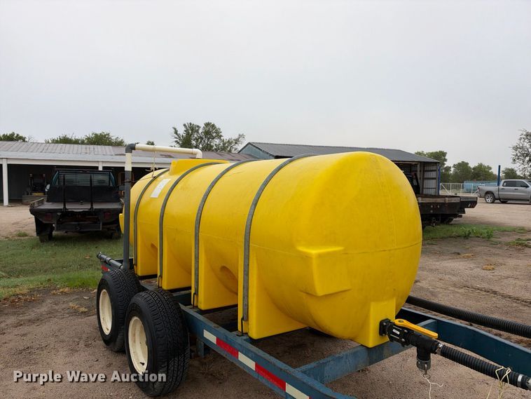 image for item EC4635 Duo Up water tank trailer