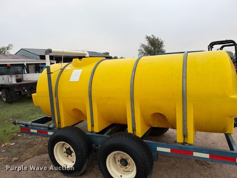 image for item EC4635 Duo Up water tank trailer