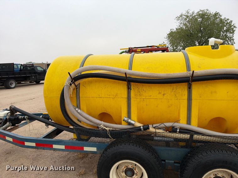 image for item EC4635 Duo Up water tank trailer