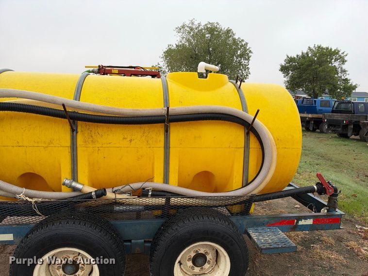 image for item EC4635 Duo Up water tank trailer