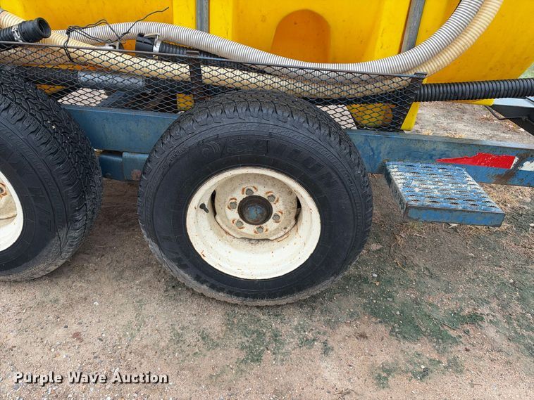 image for item EC4635 Duo Up water tank trailer