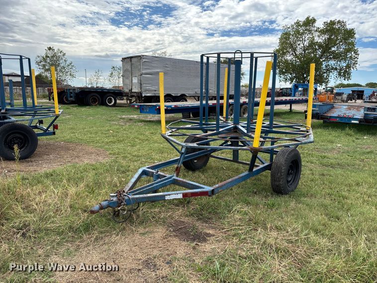 Coiled pipe trailer