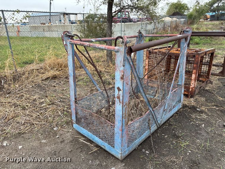 image for item EG2767 (3) baskets
