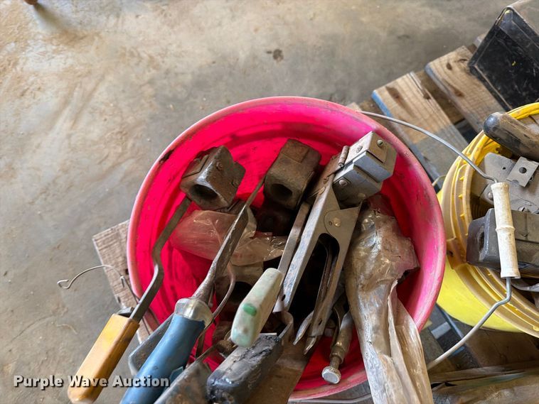 image for item EP7704 Thermite welding tools