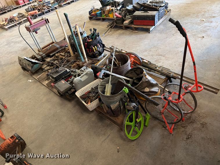 image for item EP7713 (2) pallets of tools