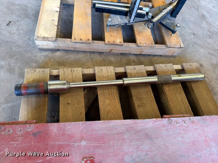 image for item EP7714 T.D. Williams Tapping and completion tools