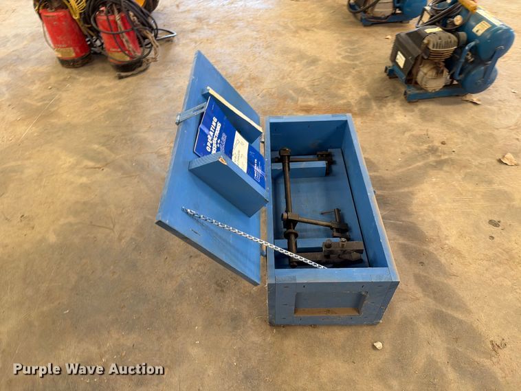 image for item EP7715 Mueller H17010 No-Blo gas valve changers