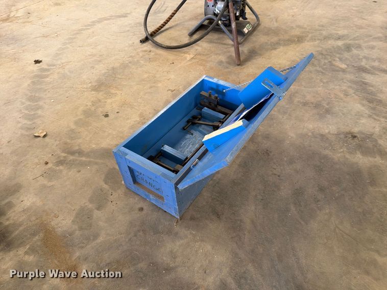 image for item EP7715 Mueller H17010 No-Blo gas valve changers