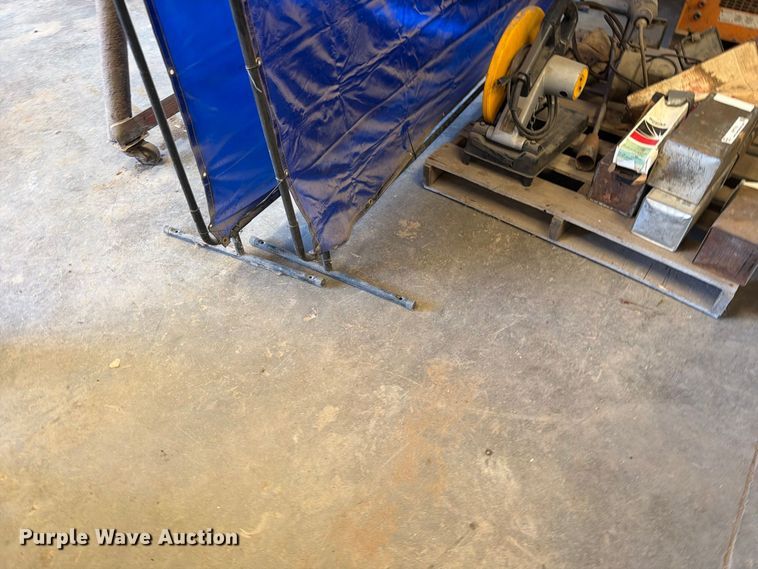 image for item EP7716 Airco 250 Ampere Bumble Bee welder