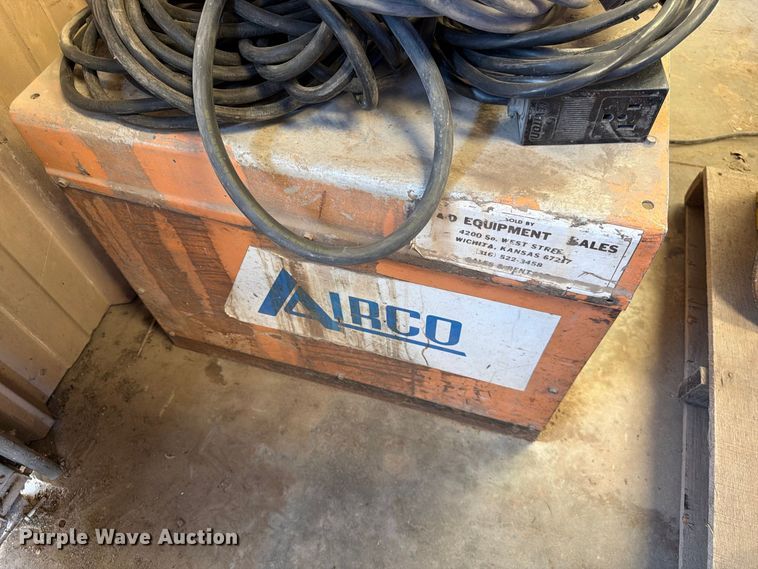 image for item EP7716 Airco 250 Ampere Bumble Bee welder
