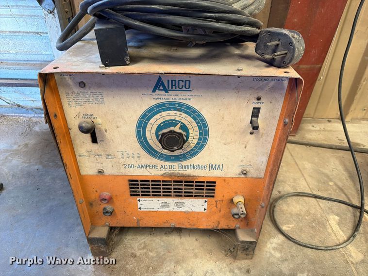 image for item EP7716 Airco 250 Ampere Bumble Bee welder