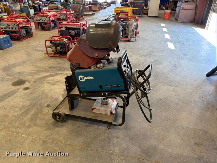 image for item EP7717 Miller Millermatic 211 welder