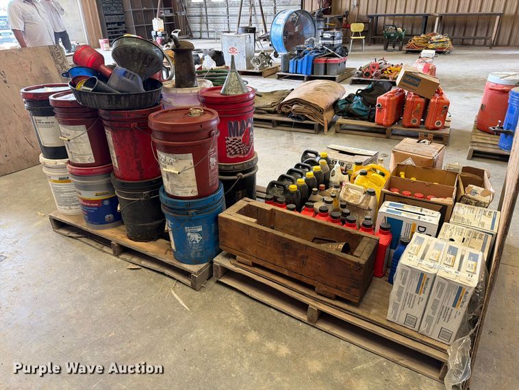 image for item EP7720 (2) pallets of oil, lube, and additives