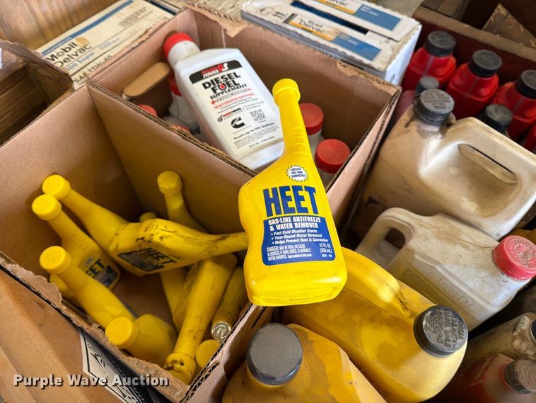image for item EP7720 (2) pallets of oil, lube, and additives