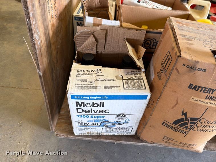 image for item EP7720 (2) pallets of oil, lube, and additives