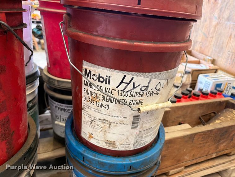 image for item EP7720 (2) pallets of oil, lube, and additives