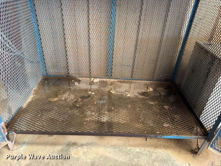 image for item EP7722 Tool cage